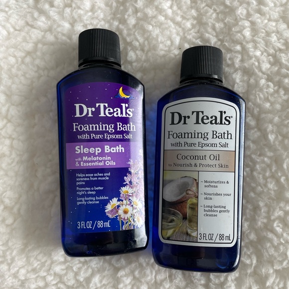 Fun Bathroom Set with Bag, Body Scrub, and Bath Liquids - Picture 4 of 11